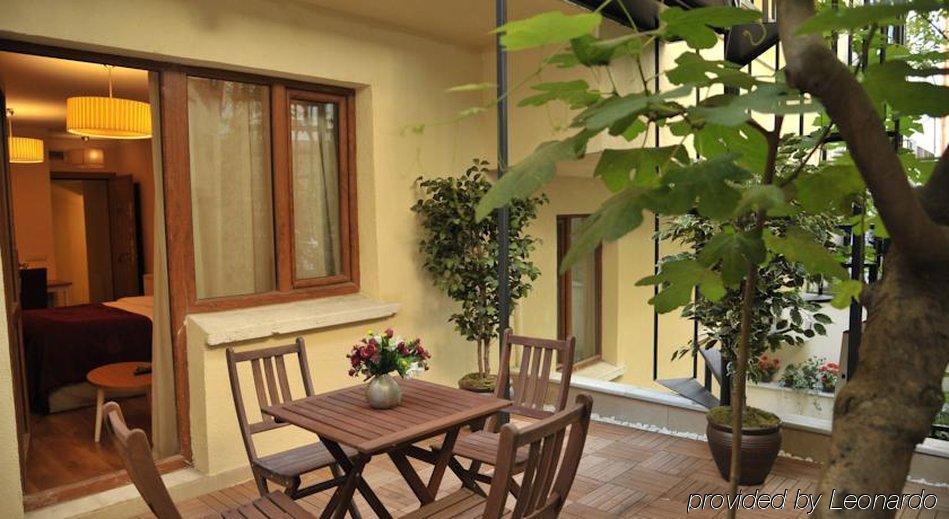 Three Apples Taksim Residence Istanboel Buitenkant foto